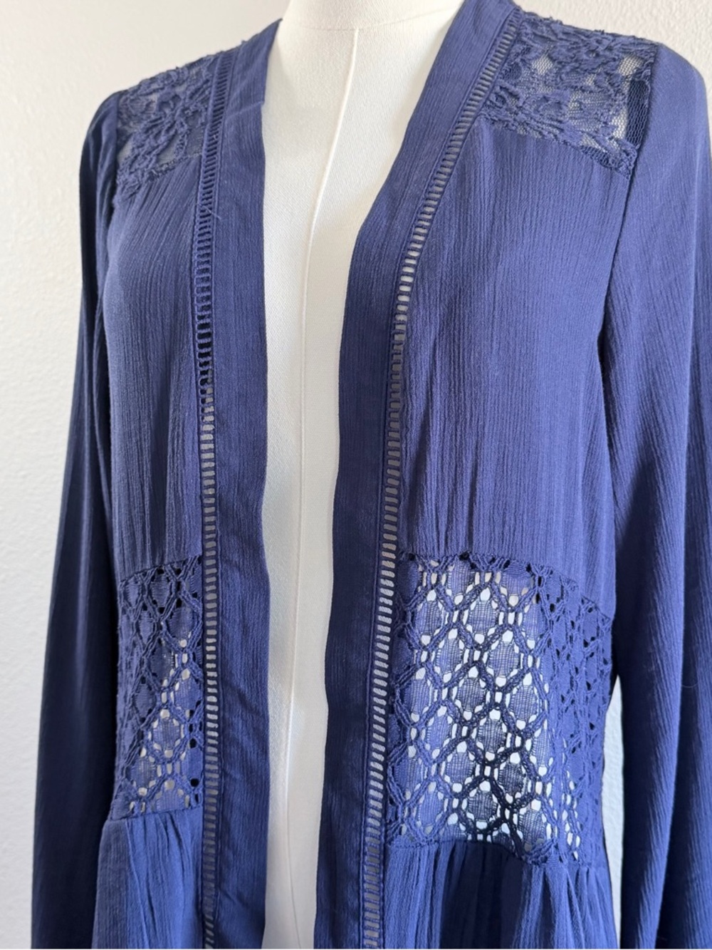 Knox Rose Womens M Open Front Lightweight Bell Sleeve Cardigan Blue Boho Lace - Picture 2 of 6